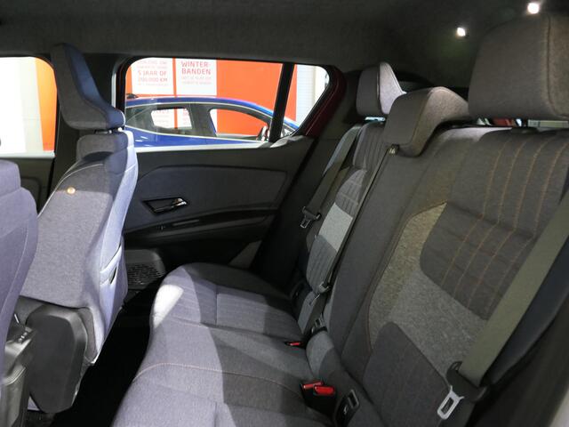 Renault 4 comfort range techno 52 kWh - Demo! - Beschikbaar per 12-03-2026 - All seasons - Verwarme voorstoelen & stuur!