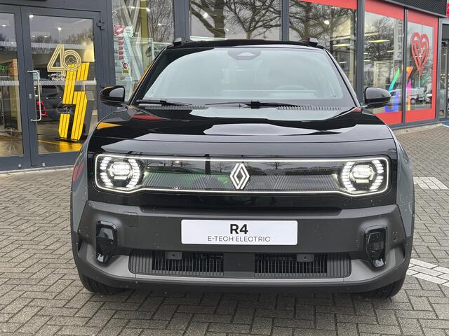 Renault 4 Iconic 150 pk Comfort Range l Meer dan ¤ 3.000 voorraadvoordeel! l Gratis 5 jaar fabrieksgarantie! l Uit voorraad leverbaar!