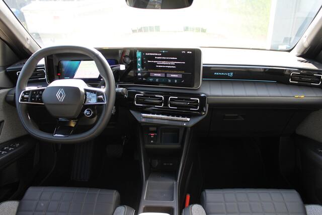 Renault 4 Comfort range Iconic 52 kWh batterij | Pack adv driving assist | Winter pakket | Camera achter | luxe versie |