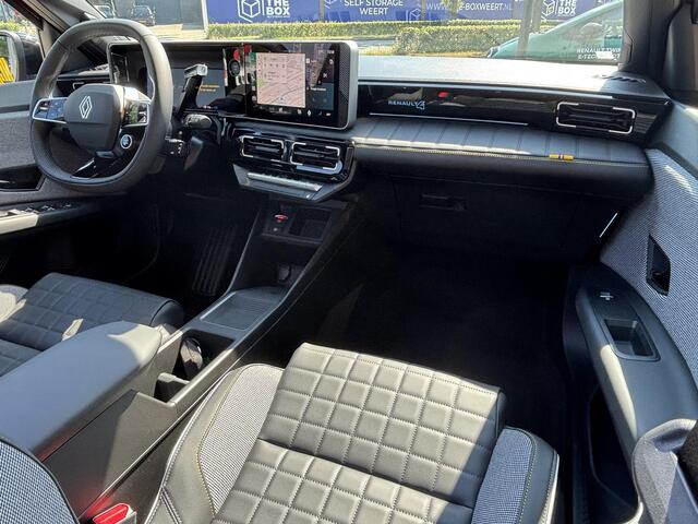 Renault 4 Iconic "Plein Sud" 52 kWh Comfort Range 150 pk | Automaat | Two-Tone l Canvas Open Dak l Pack Advanced Driving Assist | Harman Kardon Audio | ¤ 1.800,- voorraadpremie l NU IN DE SHOWROOM !