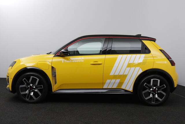 Renault 5 iconic cinq 52 kWh beschikbaar voor proefritten