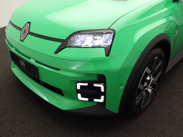 Renault 5 E-TECH comfort range techno 52 kWh Renault 5 comfort range techno 52 kWh | Automaat |pack advanced driving assist | pack winter