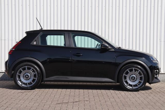 Renault 5 Urban Range Evolution 40 kWh | ¤1500 voordeel | Pack Winter | Carplay | Parkeersensoren | Climate Control