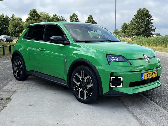 Renault 5 comfort range techno 52 kWh 150 PK / Pack winter / Camera / Stoelverw. + Stuurverw. / Apple Carplay - Android Auto /