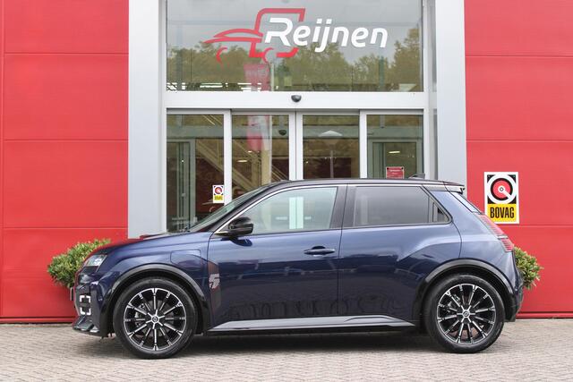 Renault 5 150PK COMFORT RANGE ICONIC CINQ 52 kWh **NIEUW** | NAVIGATIE SYSTEEM MET GOOGLE INTERGRATIE | HARMAN KARDON PREMIUM AUDIO | FULL LED KOPLAMPEN MET MICRO-OPTICS EN FRANSE VLAG | 10"R-LINK MULTIMEDIA | 18"GRONO LICHTMETALEN VELGEN | TWO-TONE CAROSSERIE KLEU