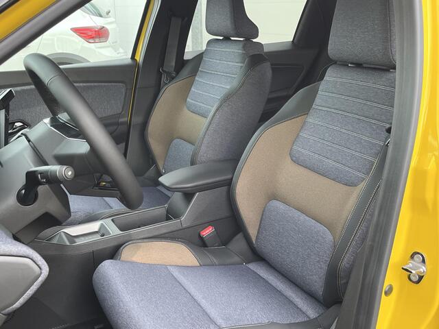 Renault 5 urban range techno 40 kWh | Direct uit voorraad leverbaar! | Pack advanced driving assist | Pack Winter | All-season banden