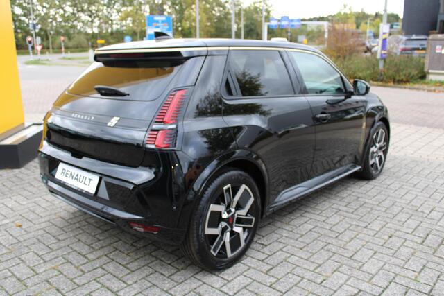 Renault 5 urban range iconic cinq 40 kWh | SPECIALE EINDEJAARSPRIJS! | Dakstriping | 18" "Techno" Velgen |