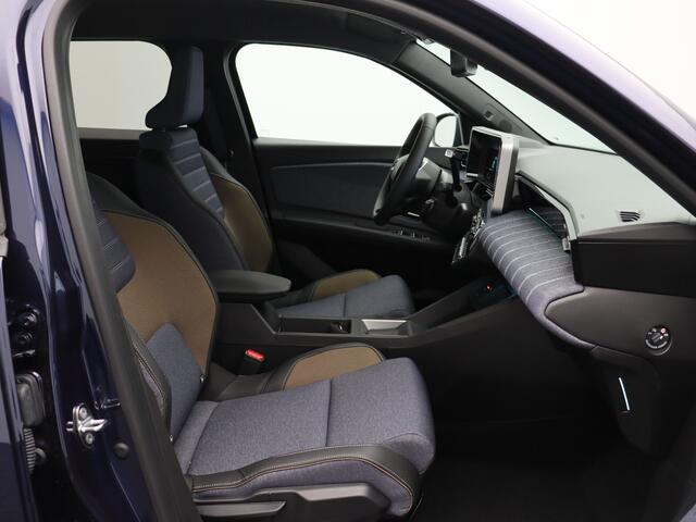 Renault 5 Techno Comfort range | Achteruitrijcamera | ISOFIX-bevestigingssysteem voor kinderzitjes op passagiersstoel en op de twee buitenste zitplaatsen achter | LED-dagrijverlichting met specifiek vormgegeven lichtsignatuur