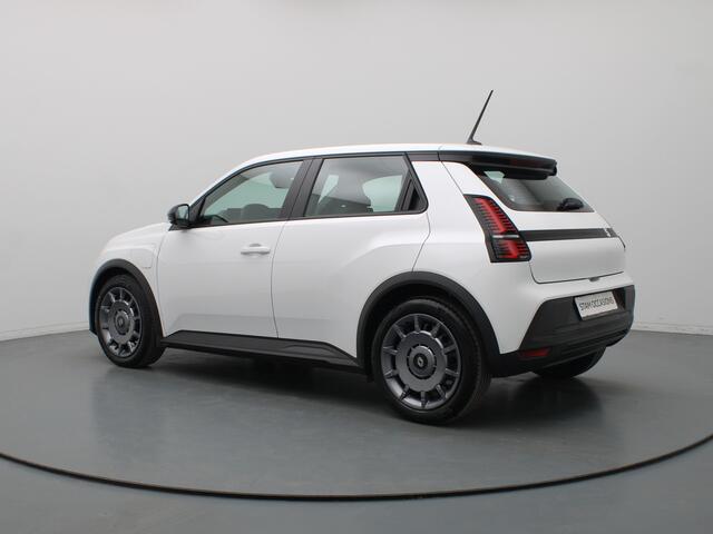 Renault 5 120pk Evolution 40 kWh Cruise | Climate | Carplay | Parkeersens. achter | Stoelverw.