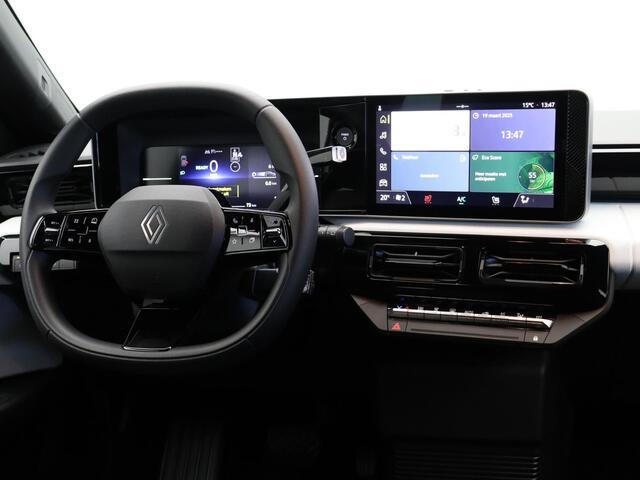 Renault 5 urban range evolution 40 kWh | 17% bijtelling | Stoelverwarming | DC lader | Parkeersensoren achter | Warmtepomp |