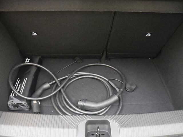 Renault 5 comfort range iconic cinq 52 kWh | Demo | Google navi / Pack winter / Carplay