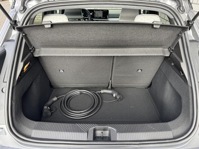 Renault 5 Comfort Range Roland-Garros 52 kWh | Pack Safety & Advanced Driving Assist | CarPlay & Android Auto | Direct leverbaar