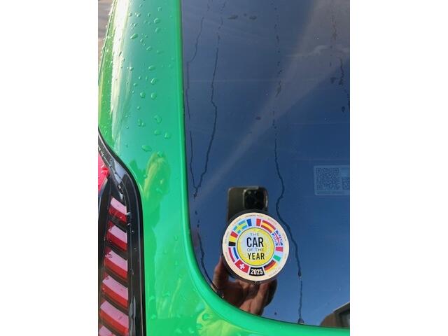 Renault 5 comfort range techno 52 kWh Auto van het jaar | uit voorraad leverbaar | 400 km actieradius