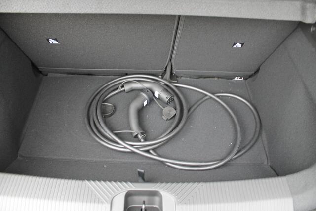 Renault 5 Comfort range iconic cinq 52 kWh 150 PK | Pack Harman Kadon geluid | Pack winter | Dak sticker | Camer achter |