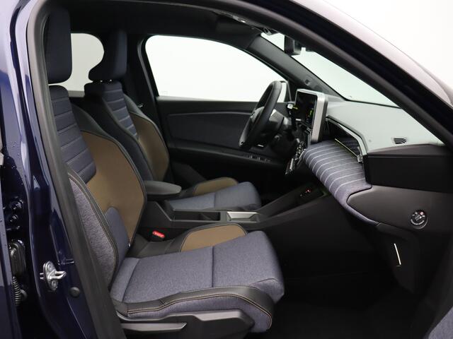 Renault 5 Techno Comfort range | Achteruitrijcamera | ISOFIX-bevestigingssysteem voor kinderzitjes op passagiersstoel en op de twee buitenste zitplaatsen achter | LED-dagrijverlichting met specifiek vormgegeven lichtsignatuur