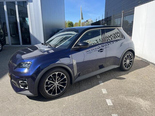 Renault 5 comfort range techno 52 kWh / PACK WINTER / PACK ADVANCED / 18 INCH LICHTMETAAL CHRONO / TREKHAAK AFNEEMBAAR / ALL WHEATHER BANDEN / TWO TONE / EXTRA GARANTIE
