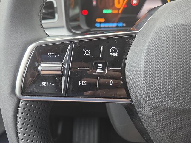 Renault 5 comfort range Roland-Garros 52 kWh / Afneembare Trekhaak / Harman Kardon / 360 Camera / Stoel & Stuurwiel Verwarming /