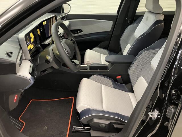 Renault 5 comfort range Roland-Garros 52 kWh / Demonstratieauto / 410 KM WLTP / Google Maps Navigatie / Camera / Stoel- en Stuurverwarming / Climate Control / Adaptive Cruise Control /