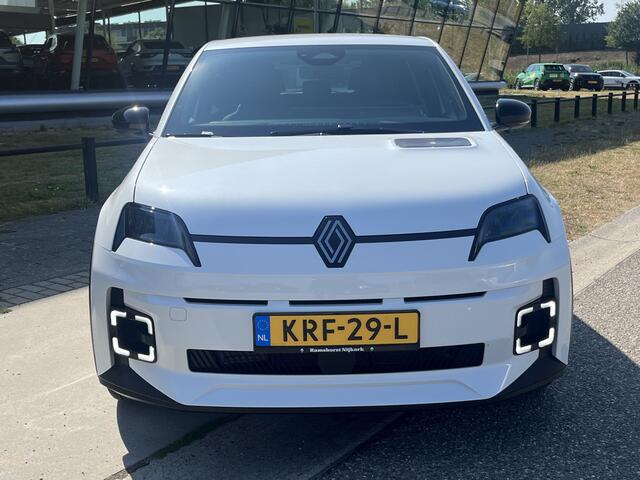 Renault 5 urban range evolution 40 kWh