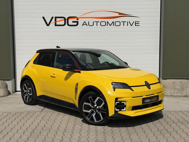 Renault 5 comfort range iconic cinq 52 kWh / SOH 99% / Snellader / Navigatie / 18" / Harman Kardon / Adaptive cruise / Parkeer Camera / Clima / Keyless