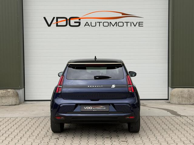 Renault 5 EV 52kWh Techno 110 kW comfort range SOH 99% / Snellader / Navigatie / 18" / Adaptive cruise / Parkeer Camera / Clima / Keyless/ Two Tone