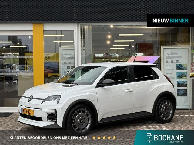 Renault 5 urban range evolution 40 kWh | NAP | Key-less | Climate Control | Apple Carplay & Android Auto | Cruise Control | LED | DAB |