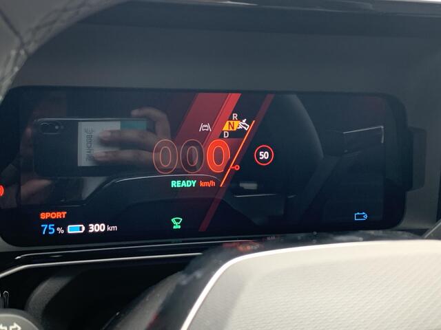 Renault 5 Comfort Range Techno 52 kWh | Pack Winter | Harman Kardon | All weather banden