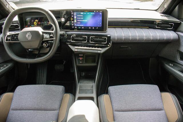 Renault 5 comfort range iconic cinq 52 kWh | Rijklaar | 100% Elektrisch | Apple Carplay / Android Auto | Camera | Stoelverwarming | Climate Control