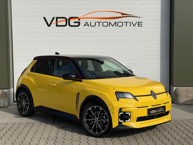 Renault 5 comfort range iconic cinq 52 kWh / SOH 98% / Snellader / Navigatie / 18" / Harman Kardon / Adaptive cruise / Parkeer Camera / Clima / Keyless