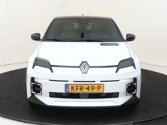 Renault 5 comfort range Roland-Garros 52 kWh | Pack Harman Kardon premium sound | Pack Safety & Advanced Driving Assist | All Weather banden | Beschikbaar vanaf Oktober 2026
