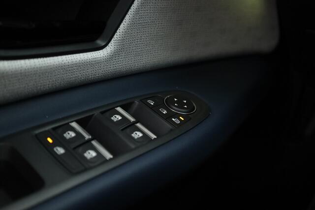 Renault 5 comfort range Roland-Garros 52 kWh | Rijklaar! | MAT Grijs | Pack Safety & Advanced Driving Assist | Camera | All seasons