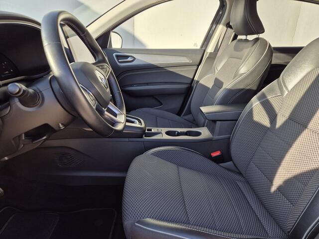 Renault Arkana 1.6 E-Tech hybrid 145 techno Automaat / Dealer onderhouden / Navi groot scherm / Apple Carplay Android Auto / Climate control / Keyless Start/Entry / Lichtmetalen wielen 18" /