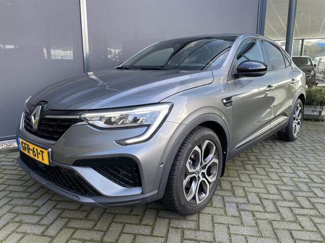 Renault Arkana 1.6 E-Tech hybrid 145 esprit Alpine Automaat - Parkeersensoren voor en achter - Getint glas achter - Lederen stuurwiel - Navigatie - Bluetooth - Achteruitrij camera - Airco - Cruise control - Licht metalen velgen