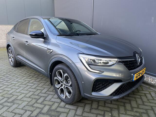 Renault Arkana 1.6 E-Tech hybrid 145 esprit Alpine Automaat - Parkeersensoren voor en achter - Getint glas achter - Lederen stuurwiel - Navigatie - Bluetooth - Achteruitrij camera - Airco - Cruise control - Licht metalen velgen