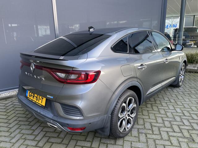 Renault Arkana 1.6 E-Tech hybrid 145 esprit Alpine Automaat - Parkeersensoren voor en achter - Getint glas achter - Lederen stuurwiel - Navigatie - Bluetooth - Achteruitrij camera - Airco - Cruise control - Licht metalen velgen