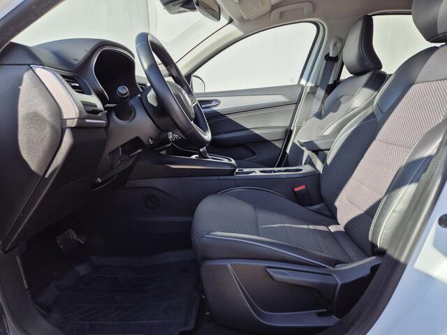 Renault Arkana 1.6 E-Tech hybrid 145 techno Automaat / Groot Navigatie / Apple Carplay Android Auto / Achteruitrijcamera / Cruise control / Keyless Entry/Start / Lichtmetalen wielen 18" /