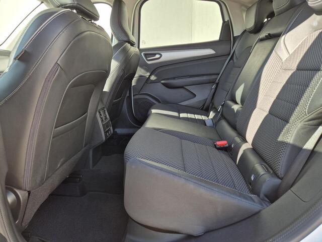 Renault Arkana 1.6 E-Tech hybrid 145 techno Automaat / Groot Navigatie / Apple Carplay Android Auto / Achteruitrijcamera / Cruise control / Keyless Entry/Start / Lichtmetalen wielen 18" /