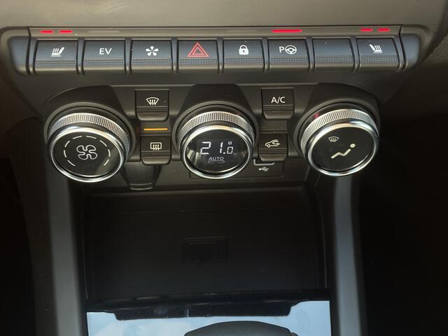 Renault Arkana 1.6 E-Tech Hybrid 145 R.S. Line / Adaptieve Cruise Control / Stuur- en stoelverwarming / Apple Carplay Android / Achteruitrij camera / Navi groot scherm / Leder