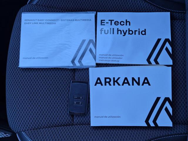 Renault Arkana 1.6 E-Tech hybrid 145 techno Automaat / Pack Advanced Driving / Apple Carplay Android Auto / Achteruitrijcamera / Keyless Entry/Start / Adaptief cruise control