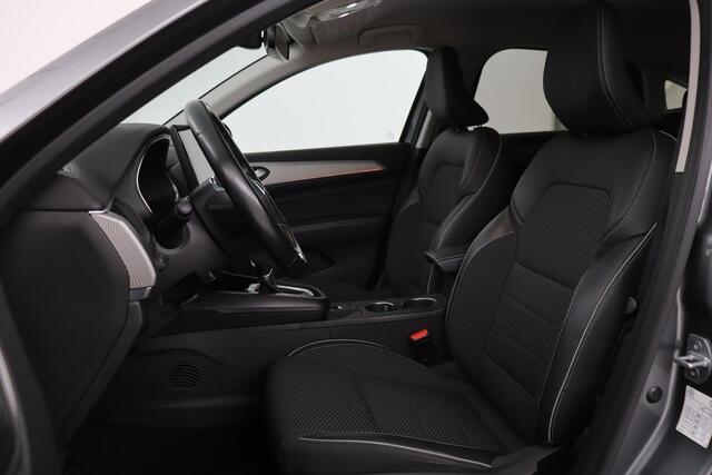 Renault Arkana 1.6 E-Tech Hybrid 145 Intens | Stoel & stuurverwarming | Adaptive cruise | Carplay | Camera | Keyless | Full LED | Navigatie