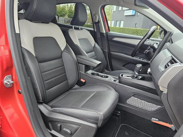 Renault Arkana 1.6 E-Tech Hybrid 145 Intens / 1e Eigenaar / Dealer Onderhouden / Leren bekleding / Elektrische Stoelen voor / Stoelverwarming + stuur / Adaptieve Cruise Control / Achteruitrijcamera / Android Auto / Apple Carplay /