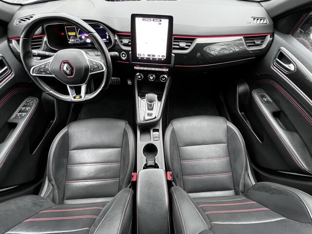 Renault Arkana 1.6 E-Tech Hybrid 145 R.S. Line Automaat / Dealer onderhouden / Adapt. CC / Dode hoek detectie/ Stuur- en stoelverwarming / Navigatie / Apple Carplay Android Auto /