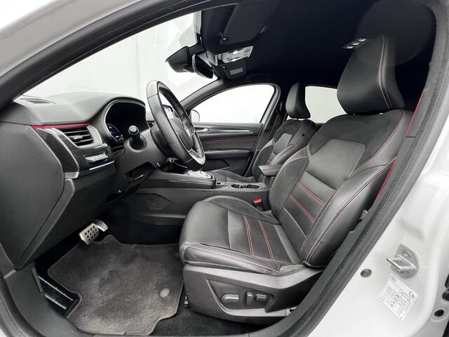 Renault Arkana 1.6 E-Tech Hybrid 145 R.S. Line Automaat / Dealer onderhouden / Adapt. CC / Dode hoek detectie/ Stuur- en stoelverwarming / Navigatie / Apple Carplay Android Auto /