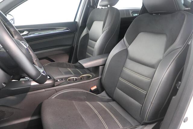 Renault Arkana 1.6 E-Tech hybrid 145 E-Tech engineered | Camera | BOSE Audio | Schuif kanteldak | Climatronic |