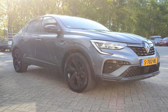 Renault Arkana 1.6 E-T H 145 RSLine