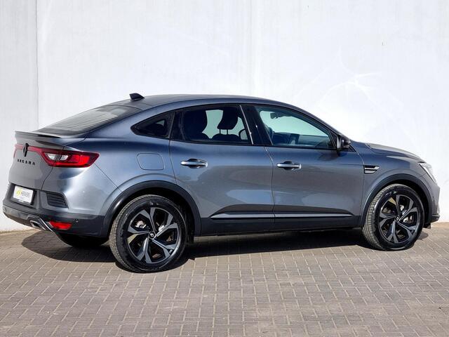 Renault Arkana 1.6 E-Tech hybrid 145 E-Tech engineered Automaat / Bose Audio / Lederen/Alcantara Bekleding / Cruise Control Adaptief / Dodehoekdetectie