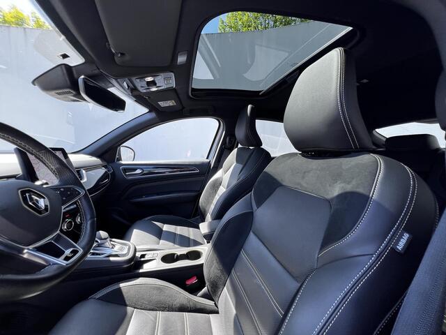 Renault Arkana 1.6 E-Tech hybrid 145 E-Tech engineered Automaat / Dealer onderhouden / Schuif-kanteldak / Stuur- en stoelverwarming / Navigatie groot scherm / Parkeerassistent / Apple Carplay Android Auto / 18" LM wielen /