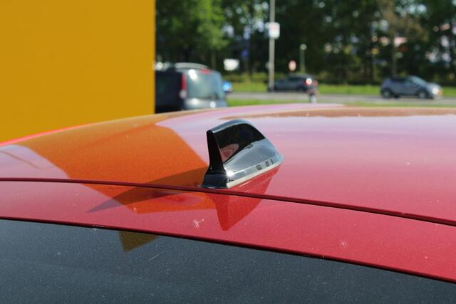 Renault Arkana TCe 140 EDC Automaat Techno AUTOMAAT l Achteruitrijcamera l DAB