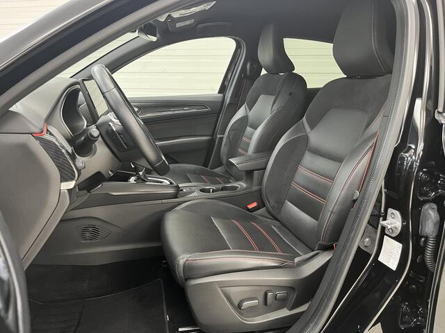Renault Arkana 1.3 TCe 140 R.S. Line / Stoel- en Stuurverwarming / Groot Scherm met Navigatie / Camera / Digitaal Dashboard / Apple Carplay/Android Auto /