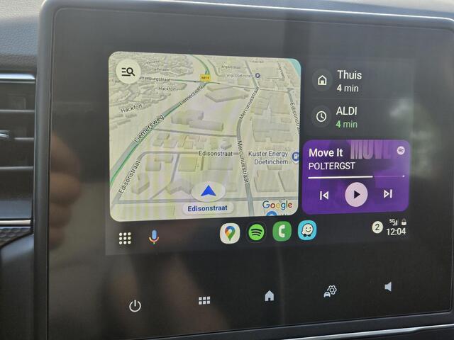 Renault Arkana 1.6 E-Tech Hybrid 145 Zen / 1e Eigenaar / Dealer Onderhouden / Trekhaak / Achteruitrijcamera / Navigatie / Apple Carplay & Android Auto /Climate Control / PDC V+A /